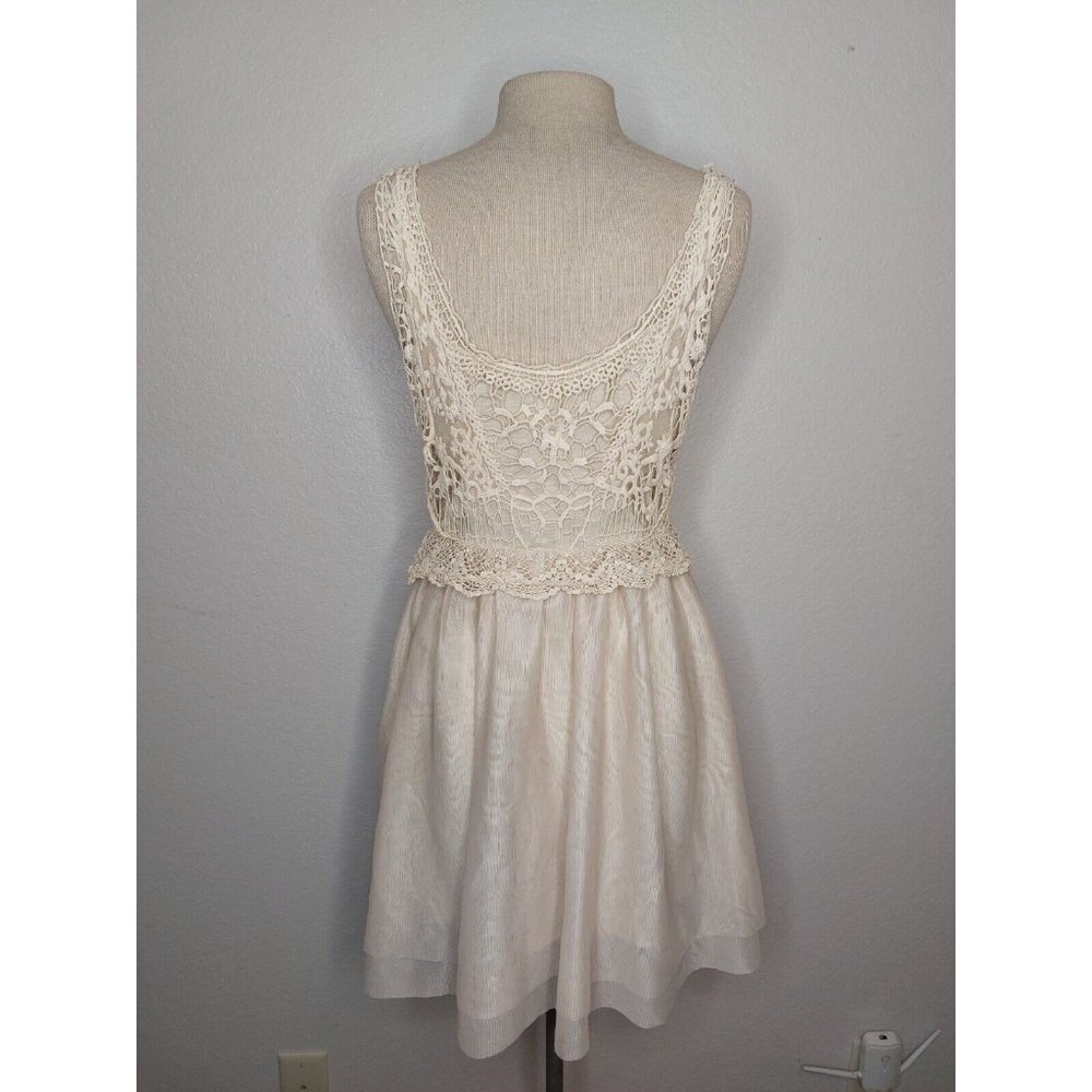 Love Fire Junior Womens Large Lace Dress Off White Beige Halter Lace Sleeveless - Picture 5 of 14
